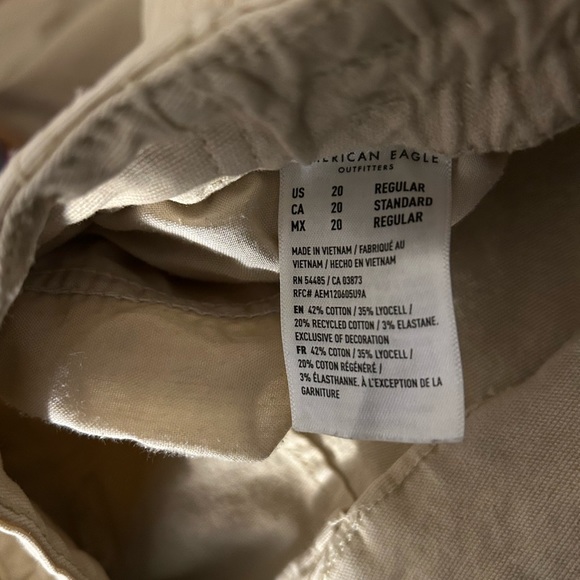 American Eagle, beige, cargo pants - Picture 2 of 3